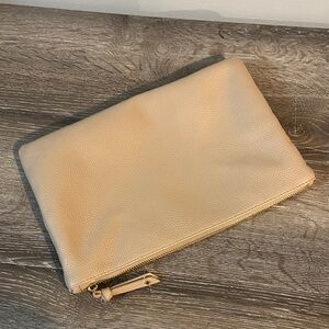 G.I.L.I. Beige Italian Leather Clutch Wristlet Pouch Polka Dot Interior EUC
